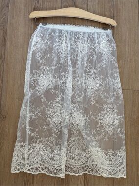 Women’s Elastic Band Lace Overlay Midi Skirt - Cream